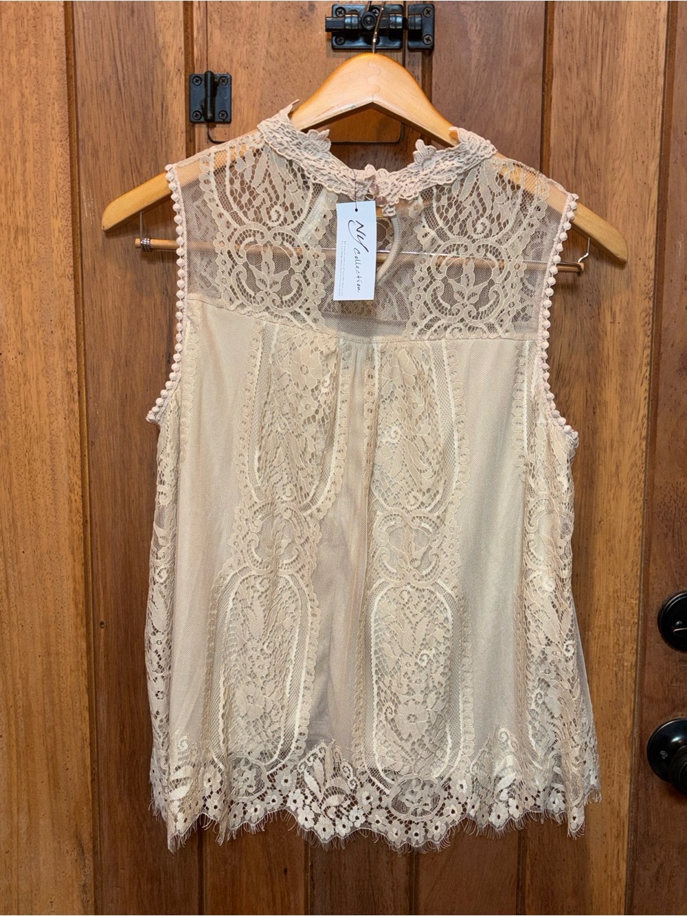 Delicate Cream Lace Sleeveless Top